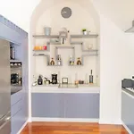 Luisa 巴里